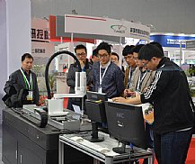 2015广州智能机械手展示
